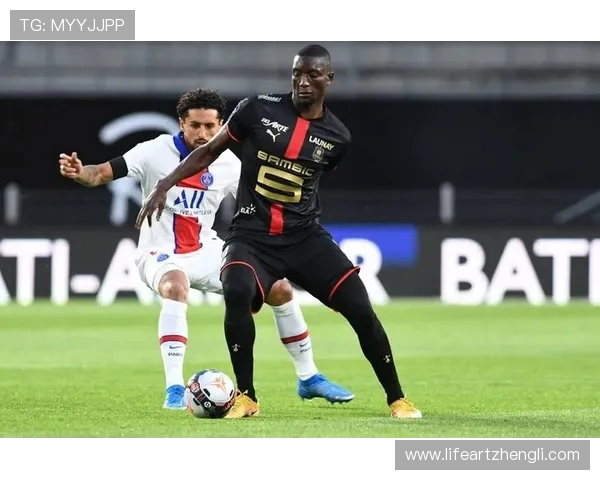 法甲球队进攻数据全表：控球、射门与关键传球全呈现