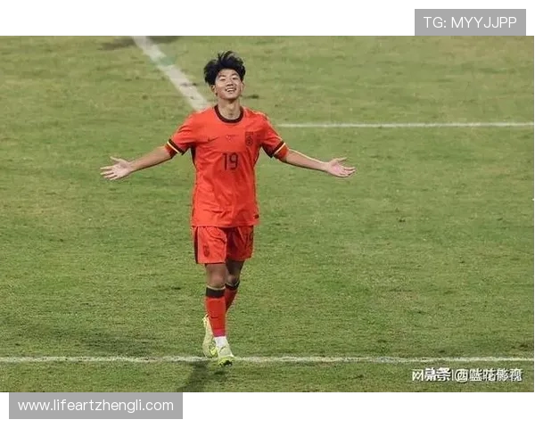 万项替补登场成功首秀带领贝尔格莱德红星U17队迎来新篇章 万项替补登场成功首秀带领贝尔格莱德红星U17队迎来新篇章