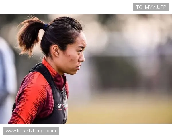 唐佳丽强调掌握球权的重要性并称上届亚洲杯夺冠是球队的巨大鼓励 唐佳丽强调掌握球权的重要性并称上届亚洲杯夺冠是球队的巨大鼓励