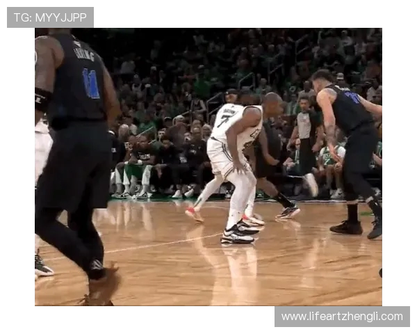 戈贝尔全能表现助球队获胜18分12板5助攻3封盖正负值高达18